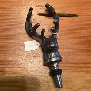 Elk wine bottle top